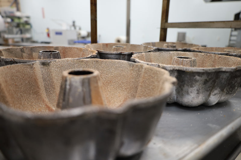 Assorted cupcakes on display at Mama’s Cakes bakery